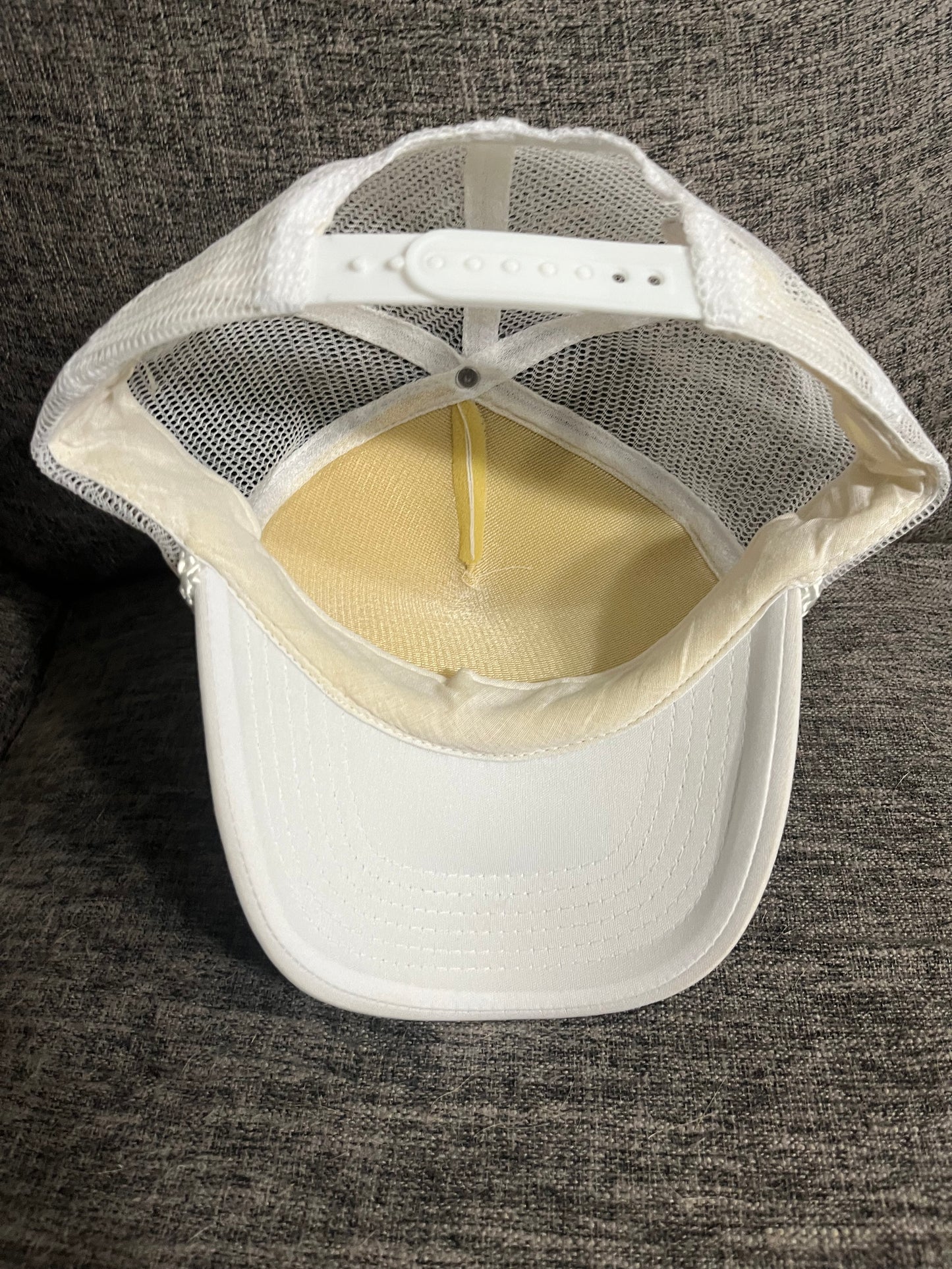 Waikiki trucker hat