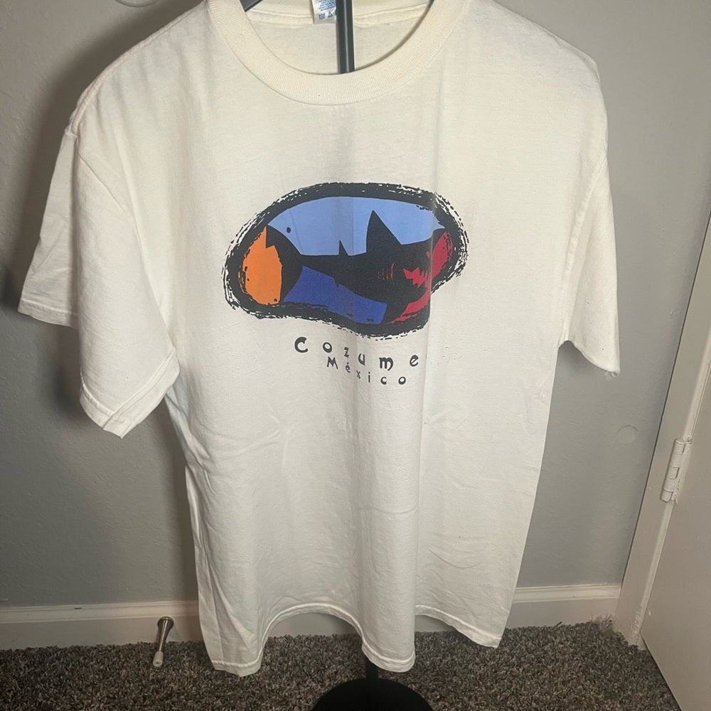 Cozumel México Shark Graphic Tee - Cream