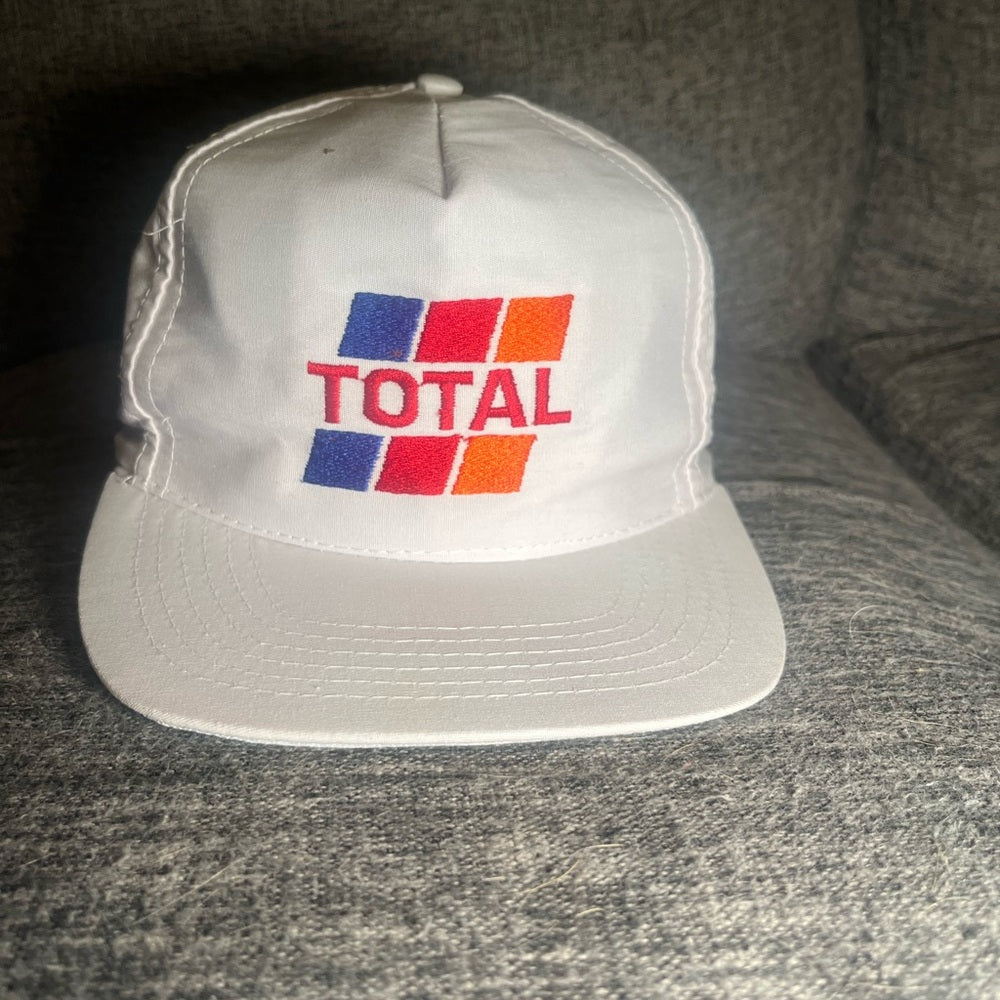 Vintage Hat - Total