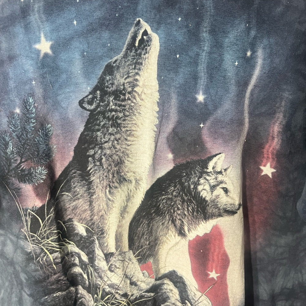 The Mountain Midnight Wolf Tee