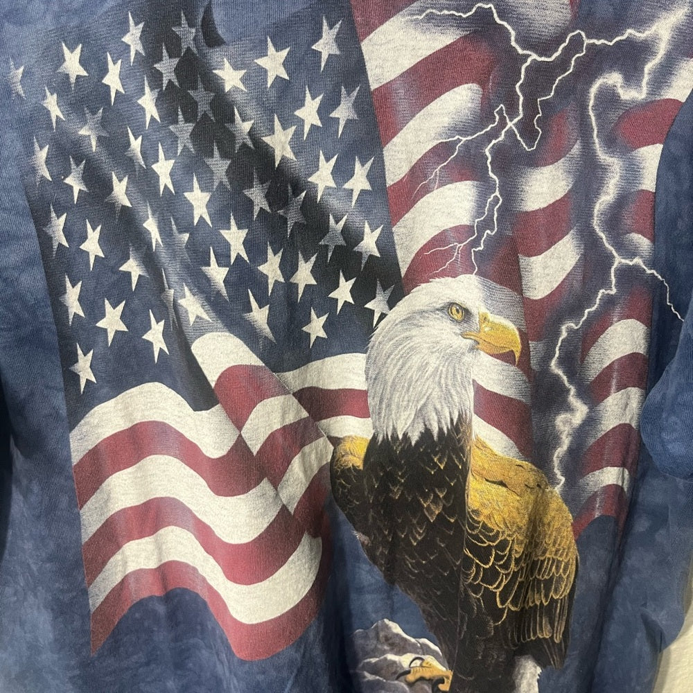 Eagle and Flag Graphic Shirt - The Mountain