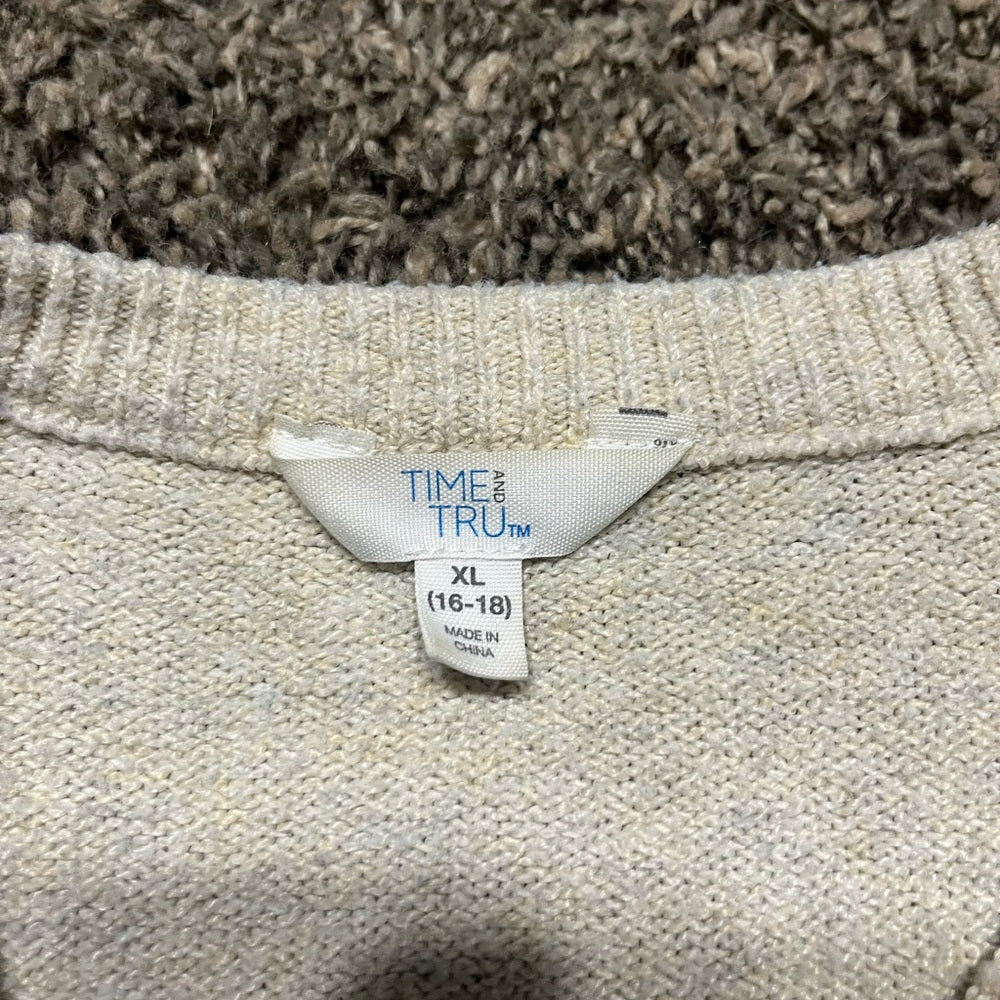 Time and Tru Women's Colorblock Sweater in Cream and Gray