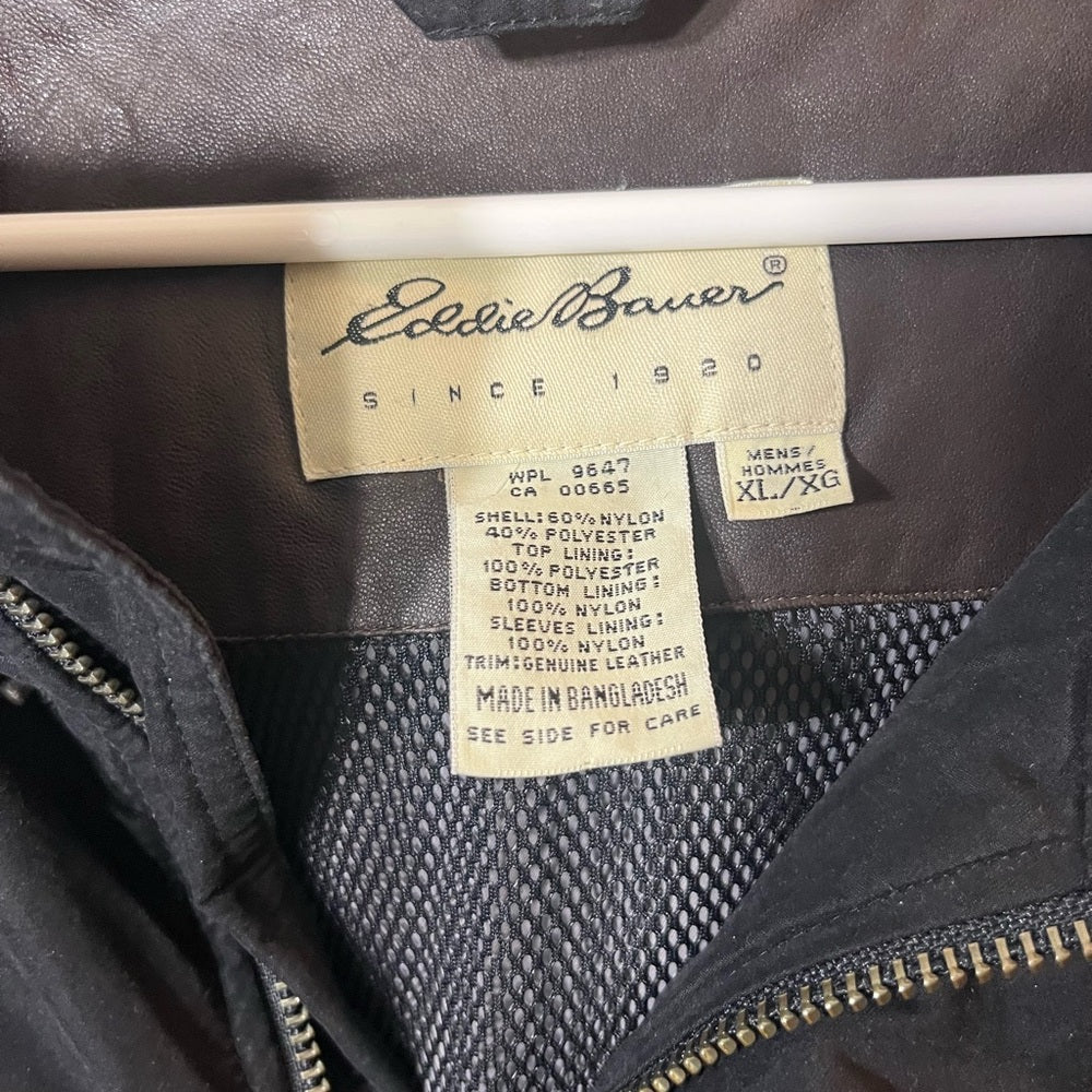 Eddie Bauer Men's Black Raincoat