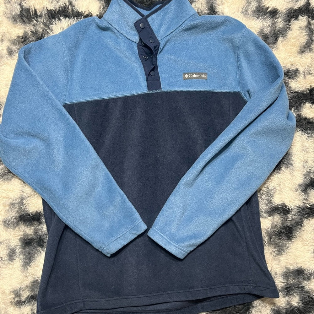 Columbia Light Blue and Navy Fleece Jacket