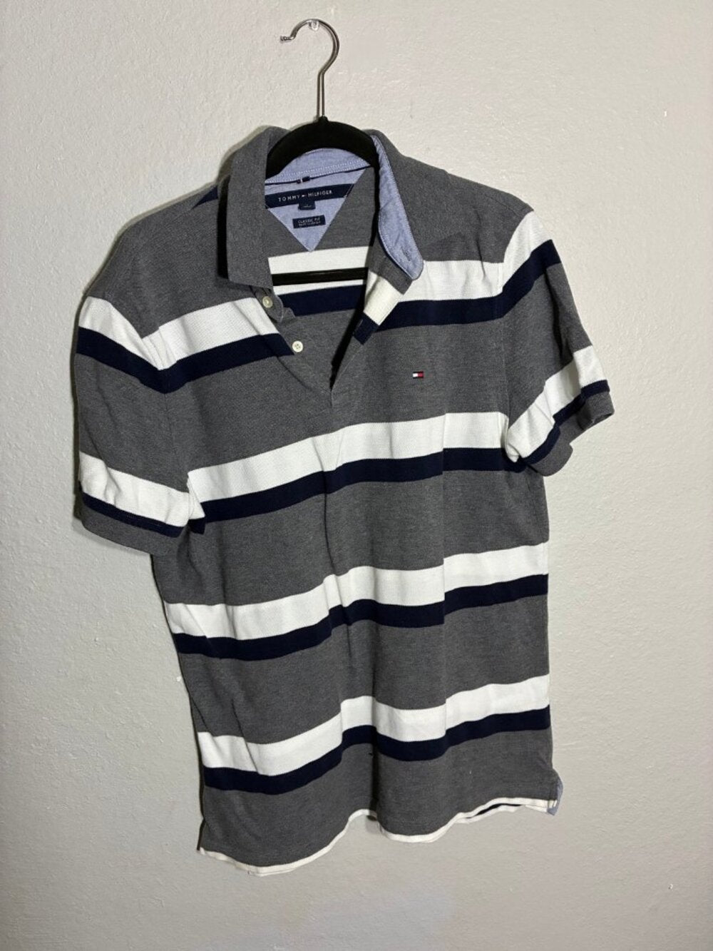 Tommy Hilfiger Striped Polo Shirt Mens Medium Grey White Navy Preppy