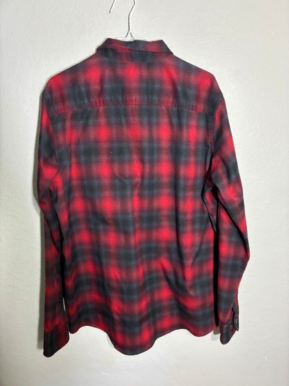 Swiss Tech Flannel Shirt Mens Large Red Black Plaid Button Up Long Sleeve