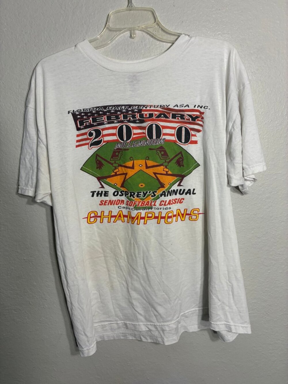 Fruit of the Loom Vintage 2000 Senior Softball Classic Champions Tee XL