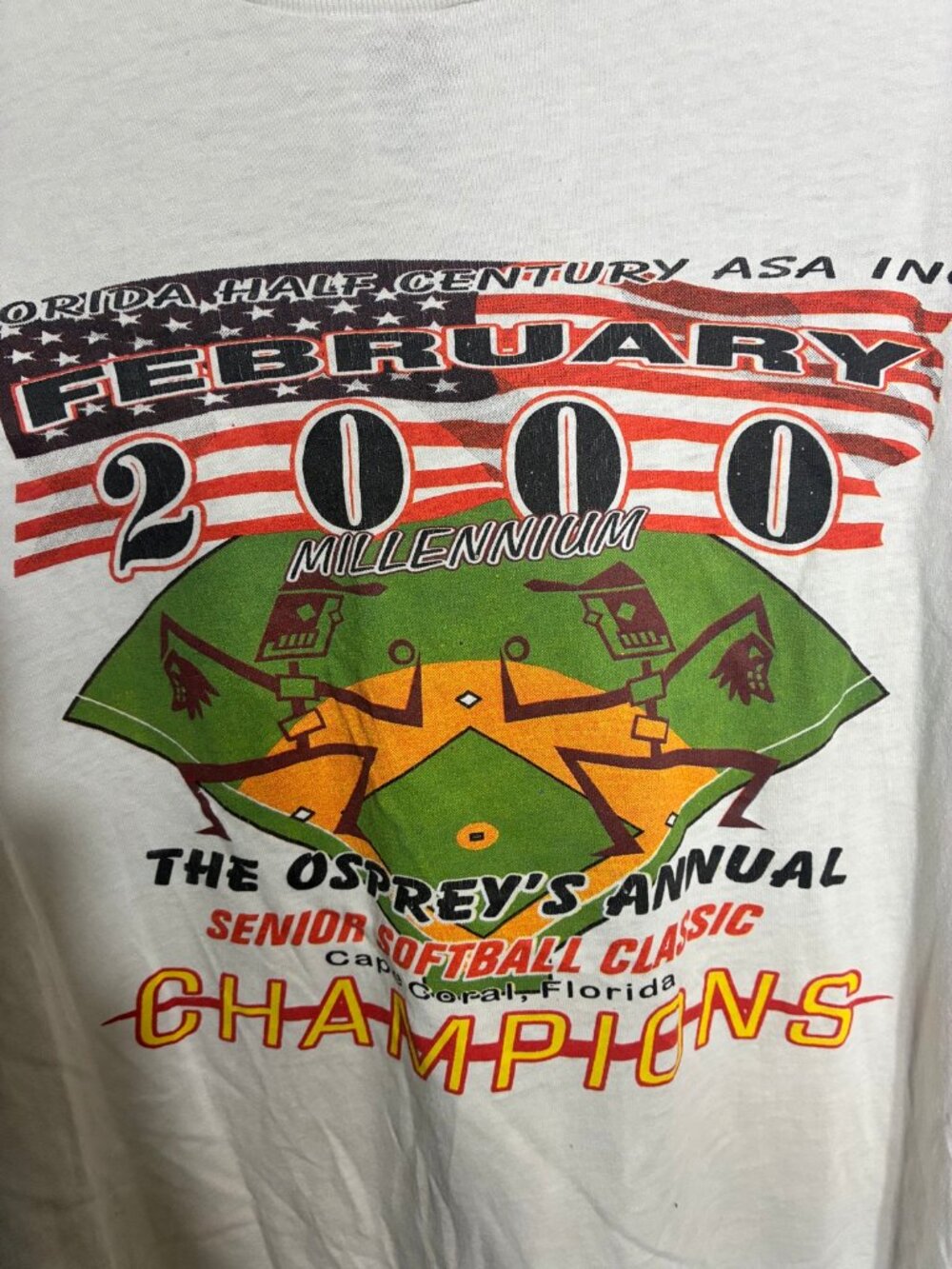 Fruit of the Loom Vintage 2000 Senior Softball Classic Champions Tee XL
