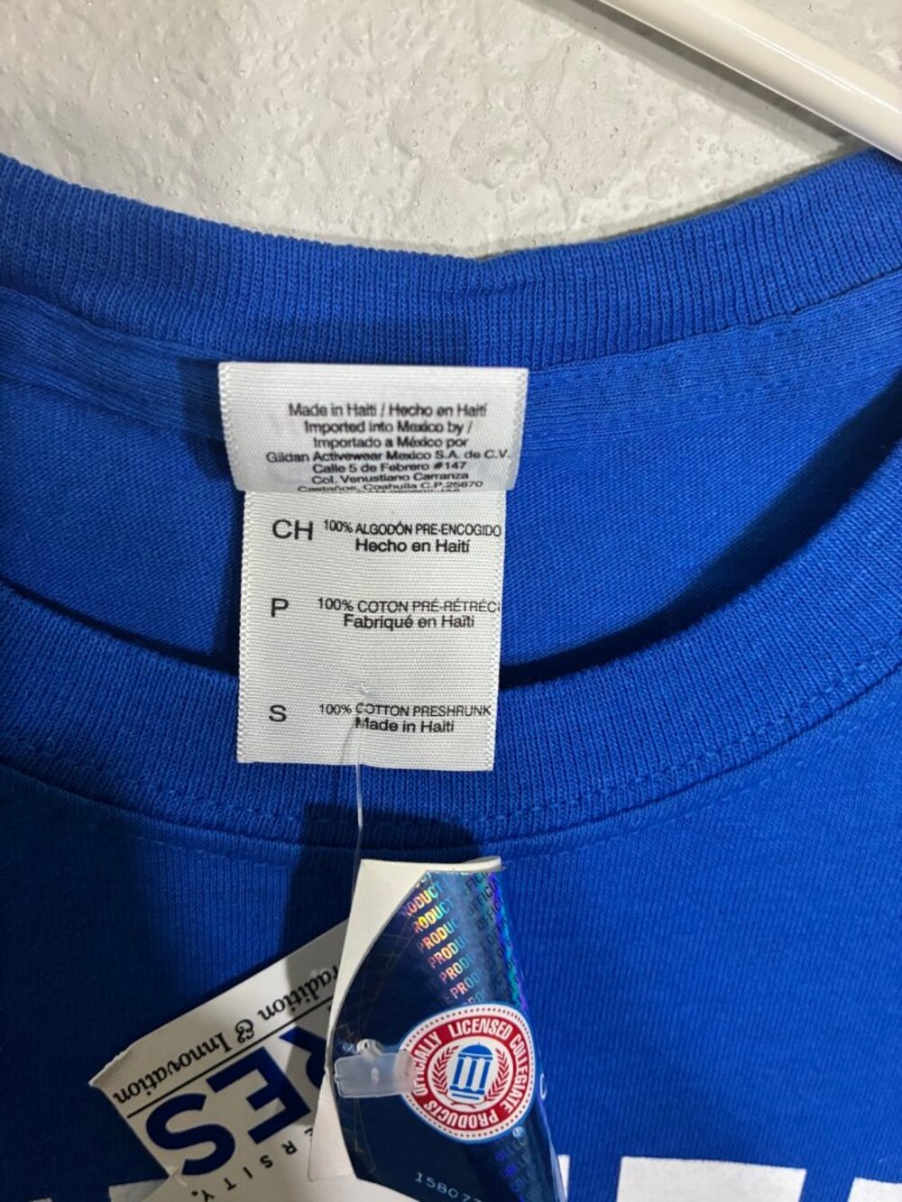 Gildan NWT Duke Blue Devils Arched Lettering T-Shirt Blue Small